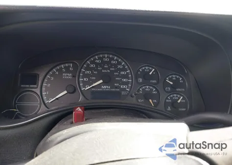 2002 Chevrolet Silverado 1500 из США, поврежденный, VIN 1GCEC14W22Z103016